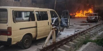 Російська "бандероль" знищила сортувальне депо "Укрпошти" у Павлограді, є жертви