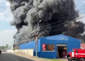 «Что-то смачно горит» – в Брянске открылся российский Везувий. ВИДЕО