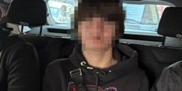 Избили постояльца отеля во Львове и сняли с его счета 58 тысяч: подозрение несовершеннолетним