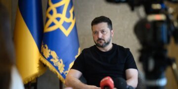 росіяни стягнули під москву три кола ППО – Зеленський