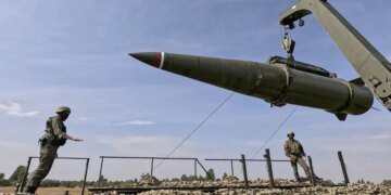 рф зупинила виробництво "Кинжалів" і Х-32, але наростила випуск ракет "Іскандер"