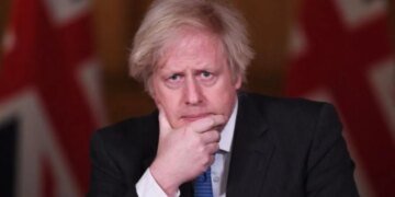 Время бить: Борис Джонсон призвал Трампа “приложить” Путина огромной дубиной
