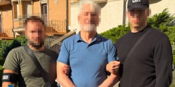СБУ задержала киевского бизнесмена: деньги шли на уплату налогов в РФ и на военный комплекс