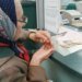 Части украинцев могут сократить надбавки: какие выплаты оказались под угрозой пересмотра