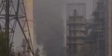 У російській уфі після атаки дронів загорілася установка на НПЗ