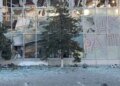 російські дрони вдарили по торговельному центру в Херсоні – ОВА