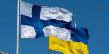 Україна та Фінляндія домовилися про спільне виробництво дронів і наземних роботів