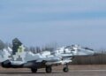 Украинские МиГ-29 стерли с лица земли вражеский штаб в Олешках. ВИДЕО