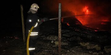 Удар рф по складах на Одещині: п'ятеро постраждалих