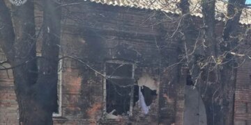 Ворог атакував низку населених пунктів на Донеччині: поранено 12 цивільних, у тому числі двох дітей