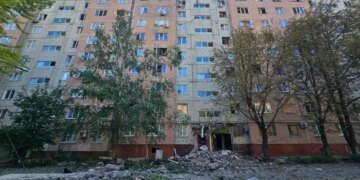 У Краматорську 12 поранених після восьми ударів рф, серед них немовля