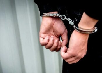 Фиктивное трудоустройство и бронь за деньги: в чём подозревают сотрудника СБУ