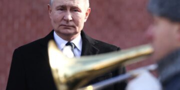 путін закликав залучити "кожного" росіянина до "спільної перемоги"