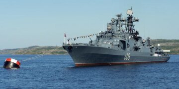 Британський флот три доби стежив за російськими кораблями – The Guardian