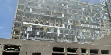 Двом російським командирам оголосили підозри за удари по "Охматдиту" та "Сапфіру"