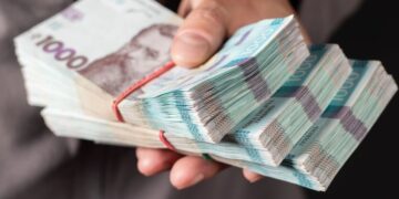 Пенсии, субсидии и льготы уйдут из одного банка: украинцам назвали крайний срок