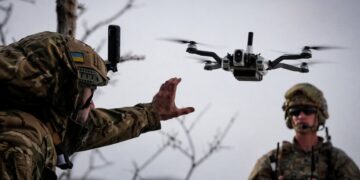 “США должны выстроить отношения с Украиной”:: экс-глава CFR Хаасс о дронах, которые Америка делать не умеет