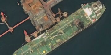 Reuters: Россия остановила отгрузку нефти в главном порту Черного моря