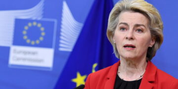 Еврокомиссия одобрила €6,1 млрд на ПВО, ракеты и боеприпасы для Украины