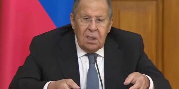 лавров заявив, що вся Україна має стати "буферною зоною" для росії
