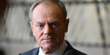 Всього за чотири кілометри – Туск заявив, що рф завдала удару по АЗС "зовсім поруч із польським кордоном"