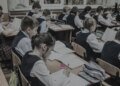 У російських школах посилюють пропаганду та військову підготовку