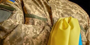 Не прокатило: Верховний Суд не дозволив дружині військового забрати всі 15 млн грн, викресливши доньку загиблого з виплати