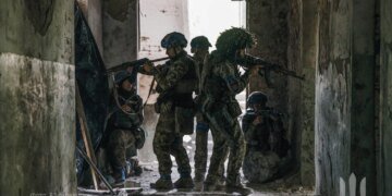 На фронті відбулось понад 200 боїв, на Покровському напрямку українські військові ліквідували 57 окупантів – Генштаб