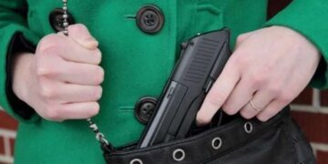 Новая петиция к правительству: огнестрельное оружие для гражданских предлагают легализовать