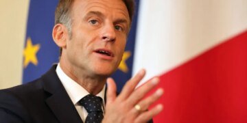 Макрон і Трамп обговорили припинення ударів України та росії по енергетичних об'єктах