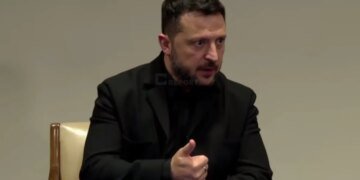 Зеленский предложил Москве сделку по принципу «не трогайте наше — не сгорит ваше»