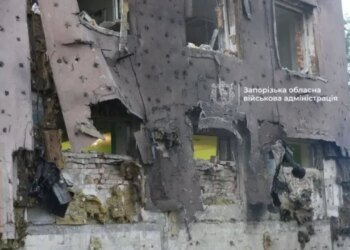 Россия атаковала больницу в Запорожье: пациентов эвакуировали