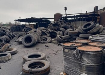 Топливо из старых покрышек: в Запорожской области разоблачили нелегальное производство, нанесшее природе ущерб на 12,6 миллиона