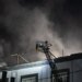 У Києві дрони влучили в офісну будівлю, уламки впали у двох районах