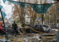 Пожар в пятиэтажке и торговом центре: российские дроны ударили по четырем районам Киева. ФОТО