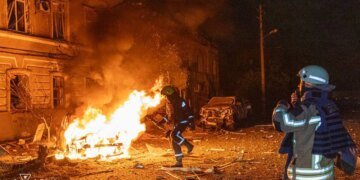 Зеленський після нових російських ударів закликав Трампа ввести в дію закон про "пекельні санкції" проти рф