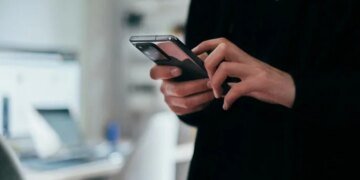 росіяни хочуть залишити українців без інтернету, є кроки захисту – Зеленський