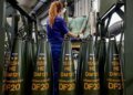 Новий завод Rheinmetall вже передав Україні десятки тисяч 155-мм снарядів і готується різко наростити виробництво