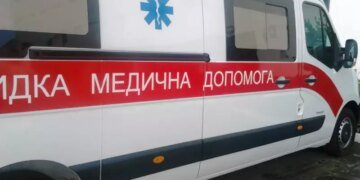 У Запоріжжі ворог вдарив по підприємству Укрзалізниці, є тяжко поранені