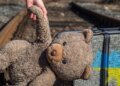 Вывозили детей «на оздоровление»: СБУ заочно влепила подозрение еще двум чиновникам оккупированного Донецка