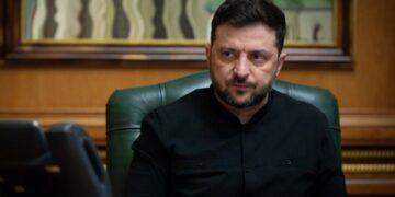 Зеленский заявил о новых ударах по НПЗ в Сызрани и дроновому заводу в Таганроге