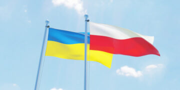 Украинцы уезжают из Польши: беженки рассказали, что их вынудило