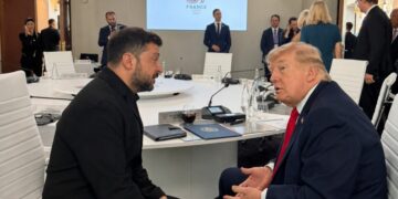 Зеленский ответил Трампу на пост о российских НПЗ: назвал условие для деэскалации
