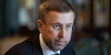 Кабмин вводит жесткий режим экономии: что будет с пенсиями и зарплатами