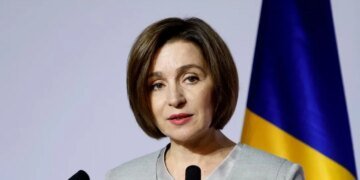 "Війна росії вже небезпечно досягає Молдови": Санду емоційно реагує на чергові обстріли