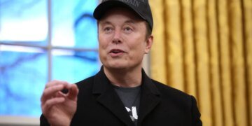 Обмеження щодо швидкості системи Starshield встановлюються президентом США – Маск