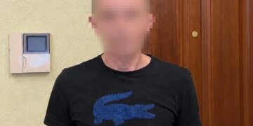 В Харьковской области сообщили о подозрении мужчине, который публиковал в Telegram фото мест пребывания военных