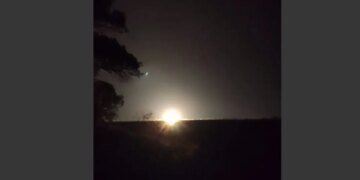Новая эра украинского оружия: Зеленский показал ВИДЕО первого баллистического удара ракетой FP-7