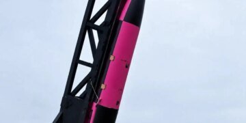 Україна вперше застосувала балістичну ракету FP-7 – Зеленський (відео)