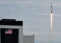 Екіпаж SpaceX встановив рекорд, діставшись МКС менш ніж за 8 годин